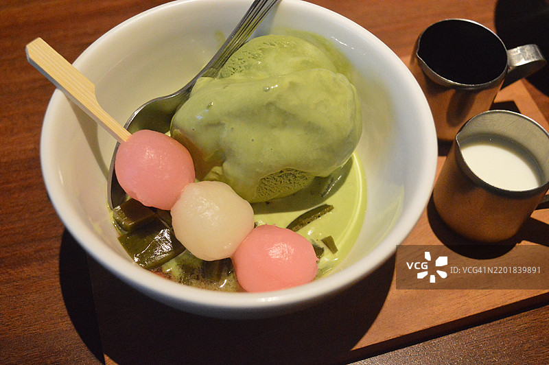 日本食品：花见团子图片素材