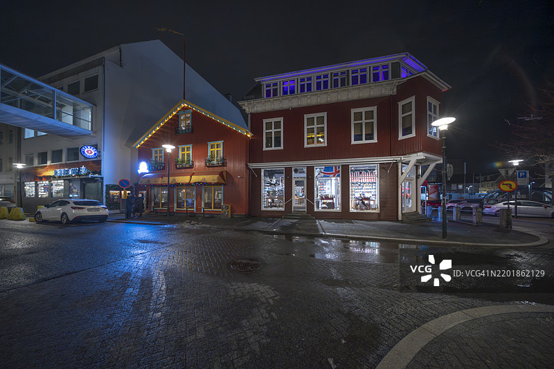 灯光照耀下的雷克雅未克夜晚魔力图片素材