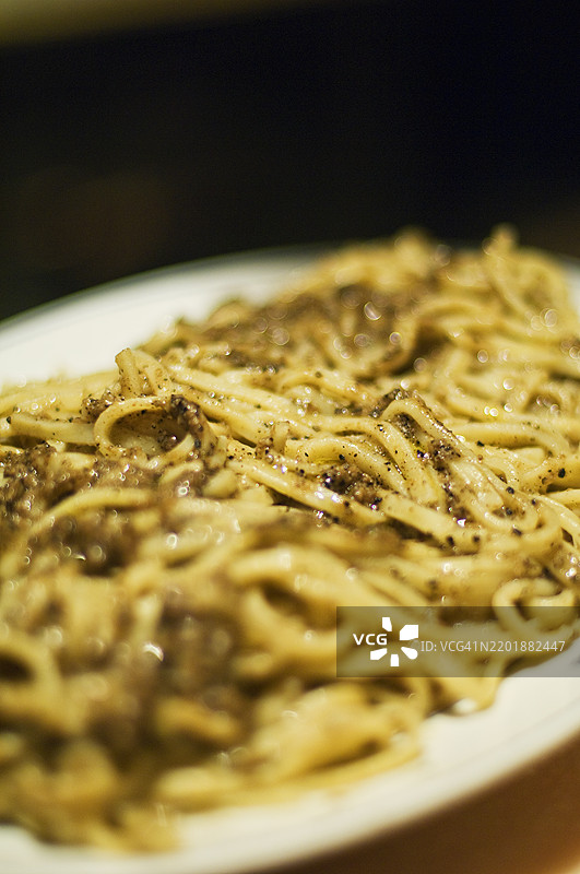 翁布里亚，意大利面条、松露和猪肚蘑菇。图片素材