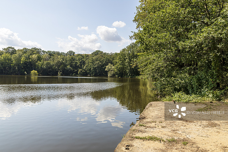 德国萨克森州鲍岑大坝的欧赫纳预防洪水区的狂欢图片素材