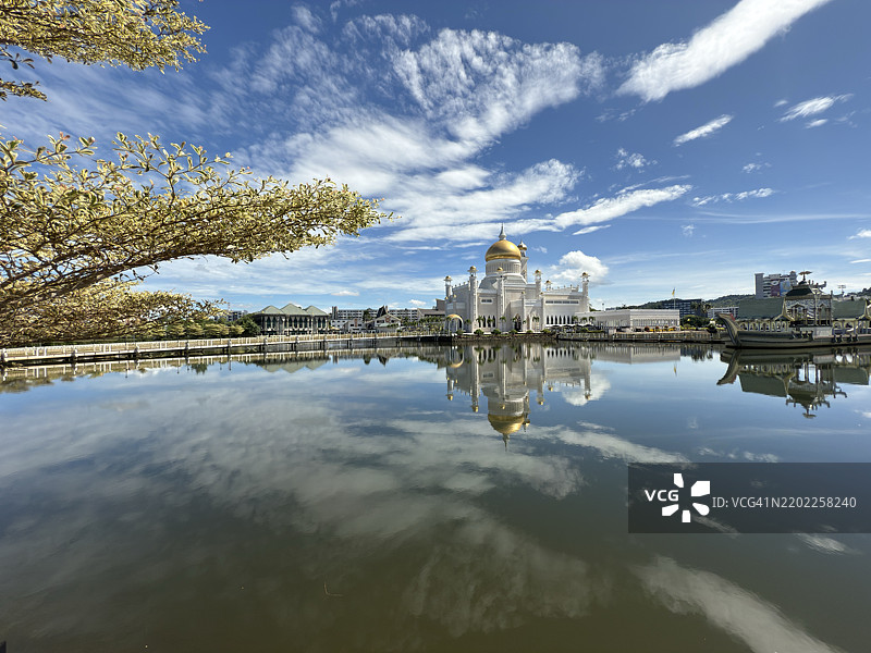 文莱的奥马尔·阿里·赛福丁清真寺图片素材