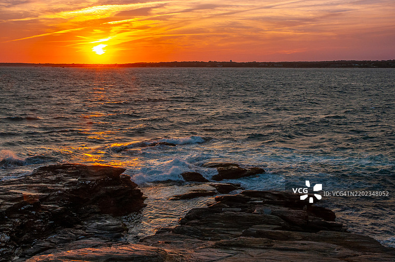 日落时分的海景，詹姆斯敦，罗德岛，美国图片素材