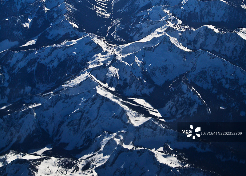 加拿大雪山的美丽景色图片素材