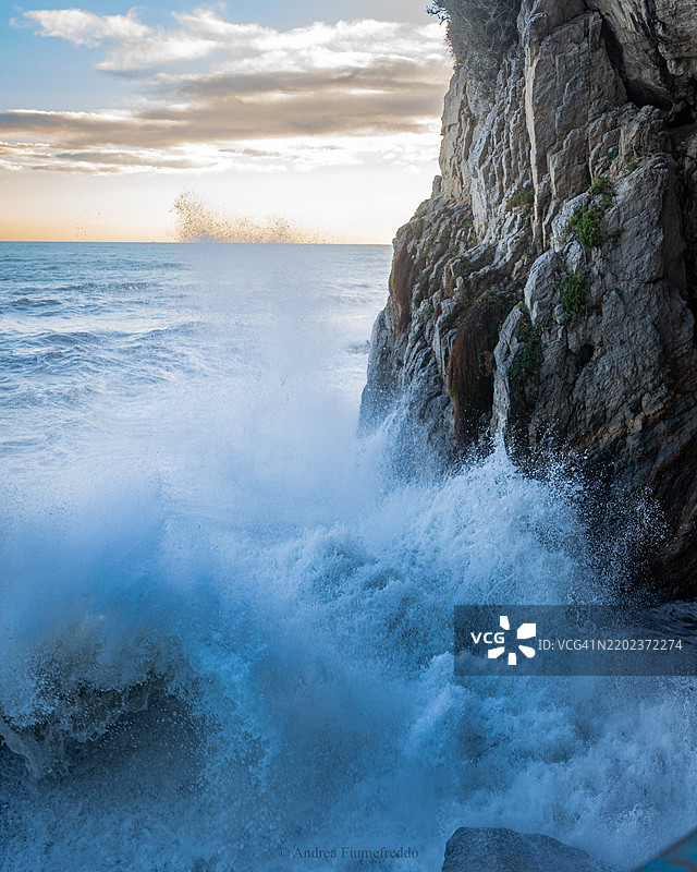 意大利海洋与天空的美丽景色图片素材