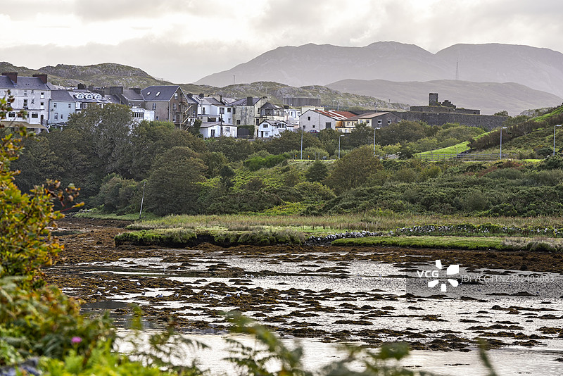 爱尔兰共和国康诺特郡戈尔韦县克利夫登湾在低潮时的景象图片素材