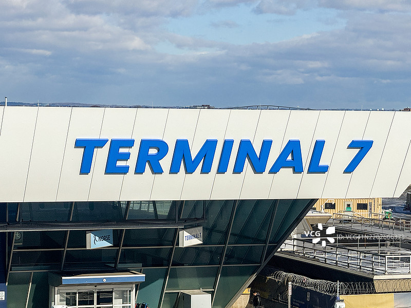 阿拉斯加航空，纽约市JFK机场7号航站楼图片素材
