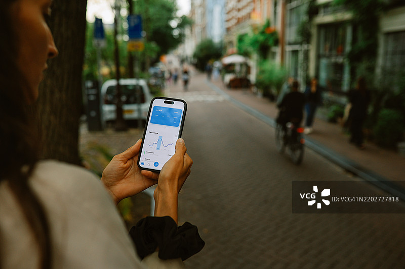 随时随地检查电子银行应用程序图片素材