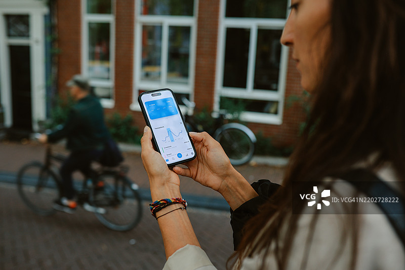 随时随地检查电子银行应用程序图片素材