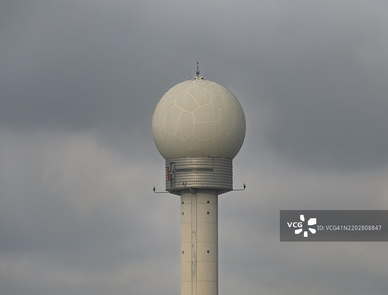 机场的雷达。图片素材