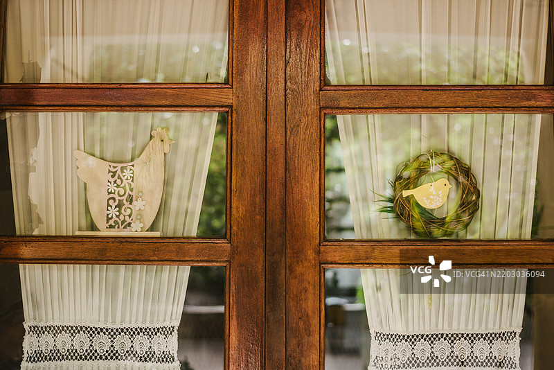 复古木门与复活节装饰图片素材