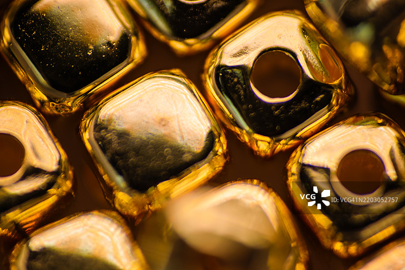 金色方形配饰图片素材