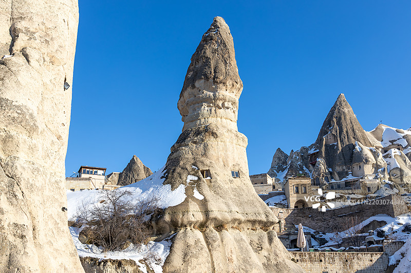 卡帕多奇亚（Cappadocia），中安纳托利亚（Central Anatolia），土耳其的奇特地貌——石柱状岩石形成的风景。图片素材