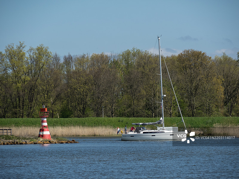 荷兰恩克豪зен的海洋与天空的美丽景色图片素材