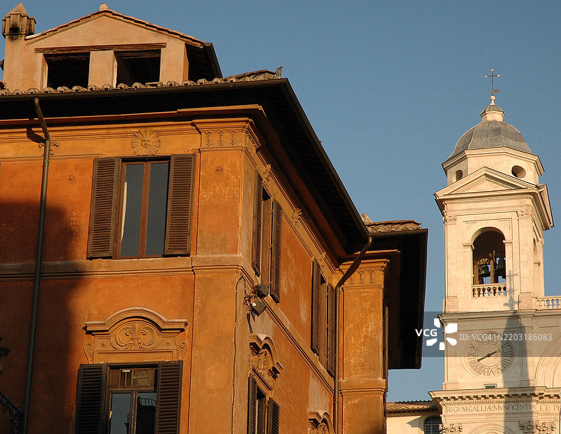 罗马建筑的不同色调图片素材