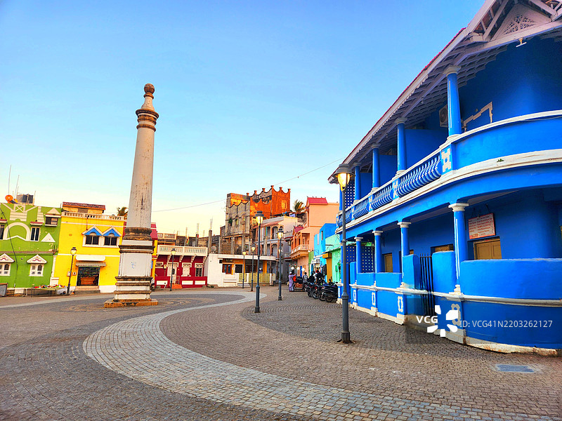 古吉拉特邦海滨小镇的餐馆和商店图片素材