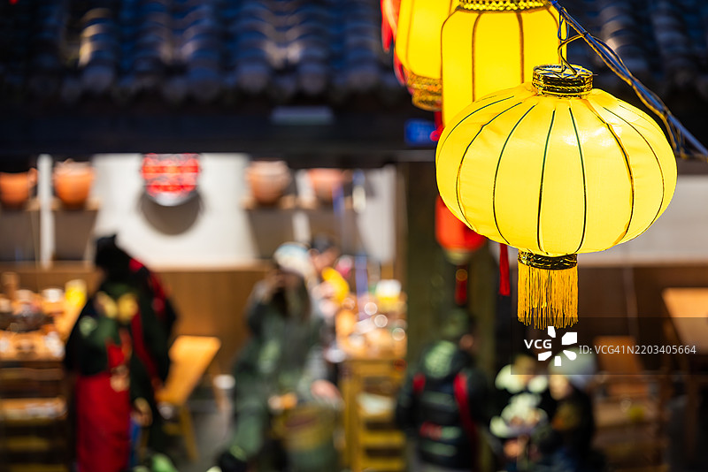 传统中国灯笼和市场场景图片素材