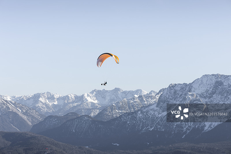 滑翔伞运动图片素材