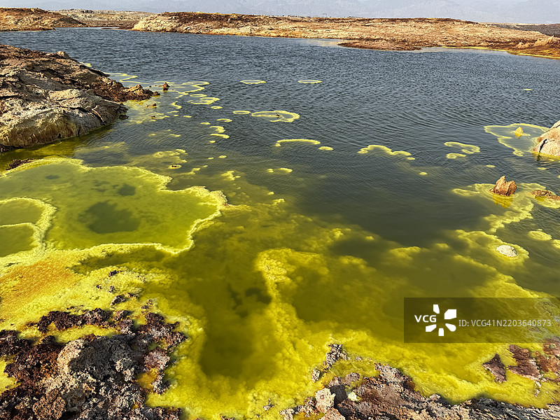 埃塞俄比亚阿法尔达洛尔海中的岩石高角度视图图片素材