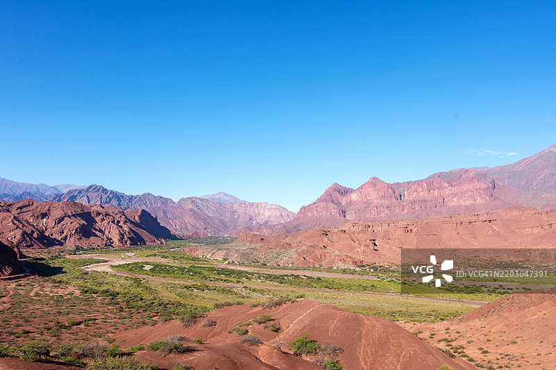 阿根廷萨尔塔的奎布拉达·德·拉斯·孔查斯山谷令人惊叹的风景图片素材