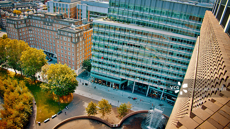 现代住宅建筑的鸟瞰图图片素材