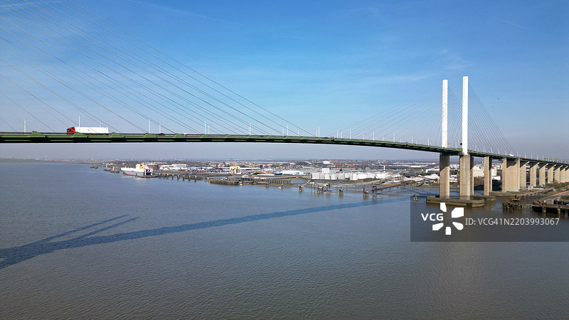 达特福德跨越桥上的卡车图片素材