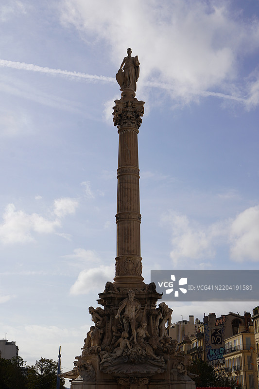 马赛卡斯特拉纳广场的喷泉图片素材