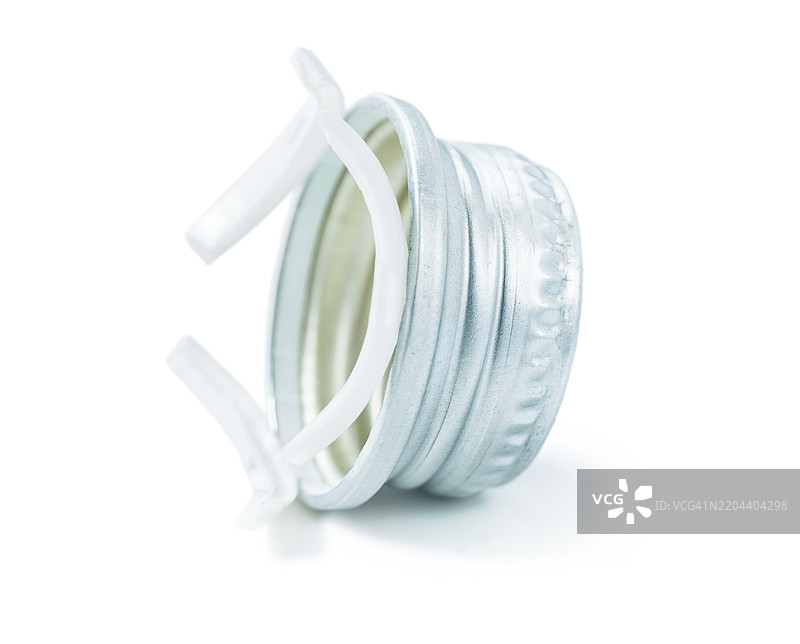 金属瓶盖孤立在白色背景上图片素材