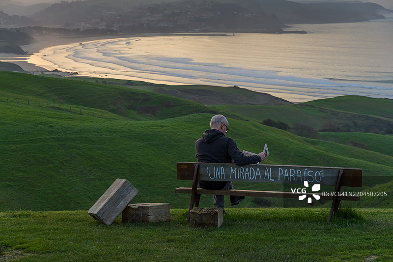 从杰拉看日落的景色图片素材