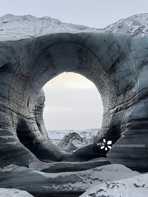 冰岛南部，冰冻海面与天空的美丽景色图片素材