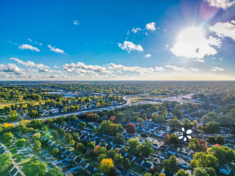 高角度俯瞰印第安纳州哈蒙德市的城市景观与天空图片素材