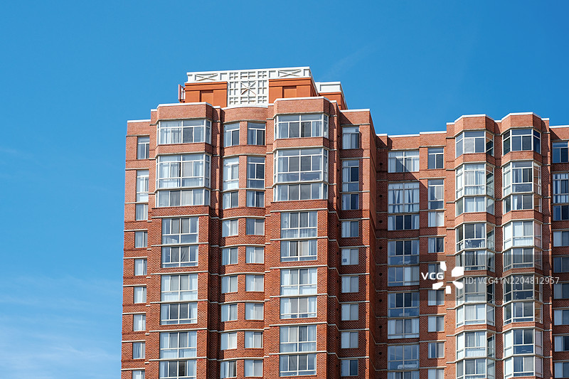 市中心的高层住宅楼图片素材