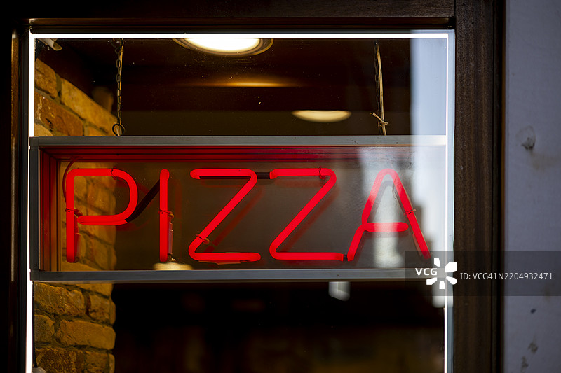 霓虹披萨招牌图片素材