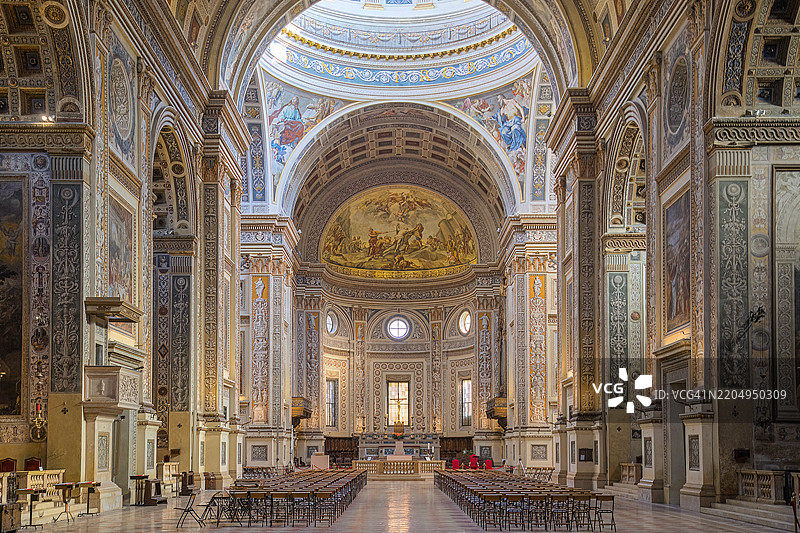 意大利伦巴第大区曼图亚的圣安德烈大教堂图片素材