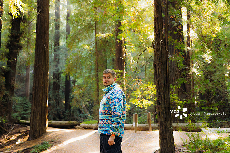 欣赏自然奇观图片素材