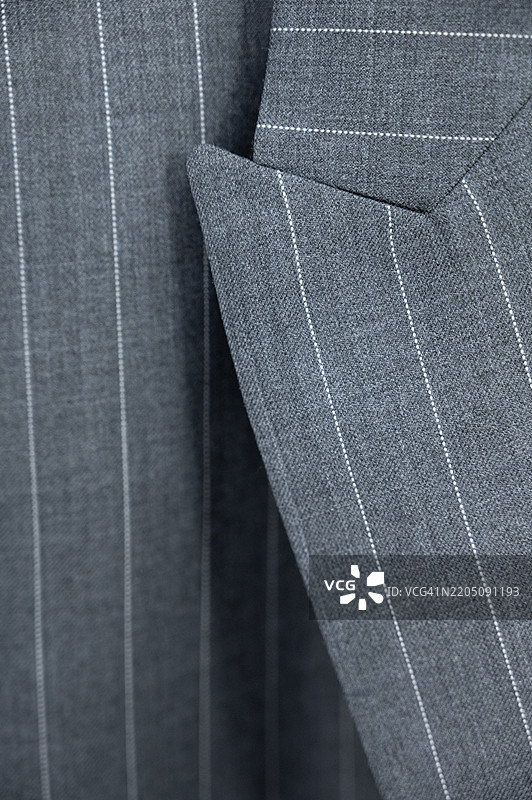 灰白条纹夹克的特写镜头图片素材