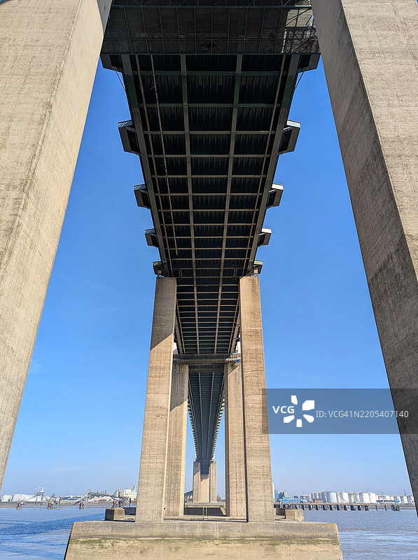 达特福德跨越桥下图片素材