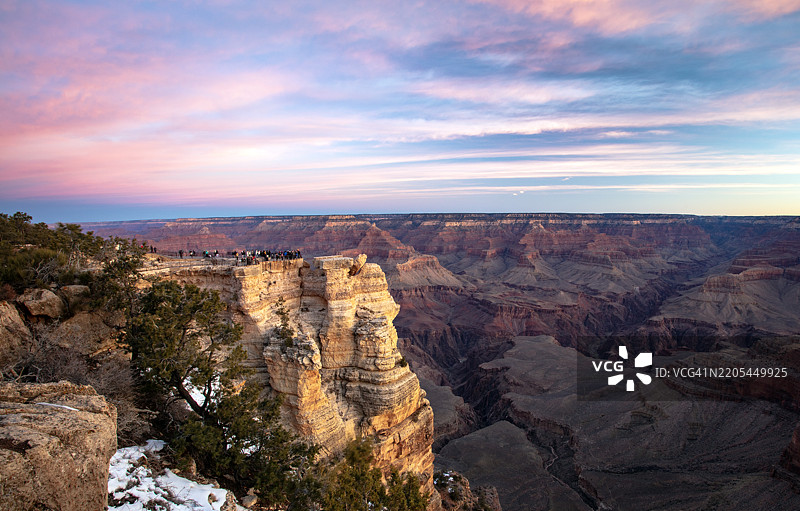 大峡谷的绚丽日出图片素材