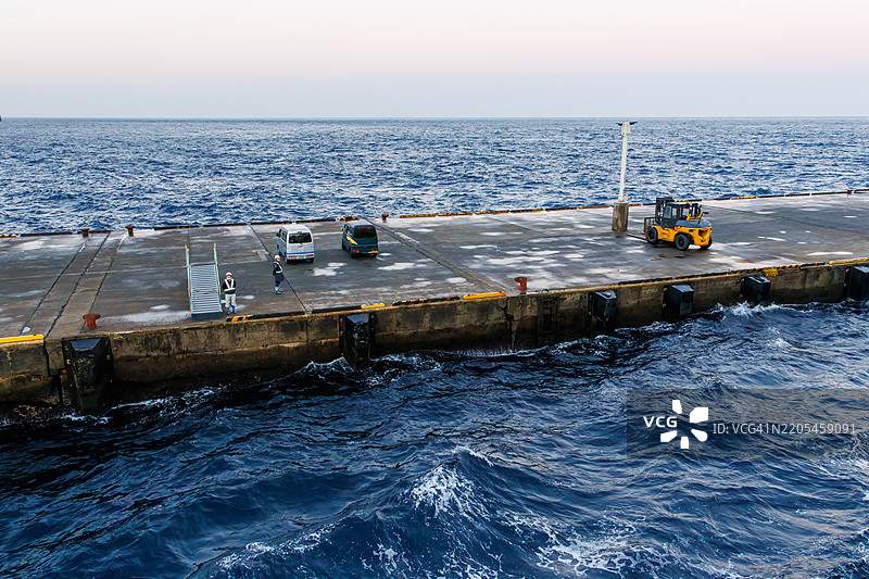 三仓岛，三仓岛港口的黎明。图片素材