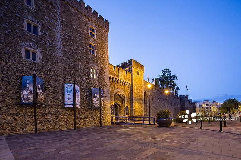 卡迪夫市中心，卡迪夫城堡图片素材