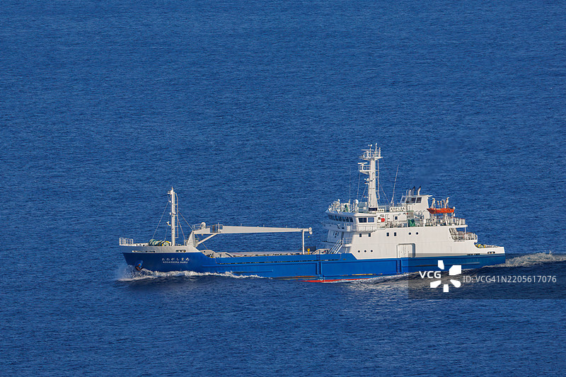 青ヶ島丸连接八丈岛和青ヶ岛。图片素材