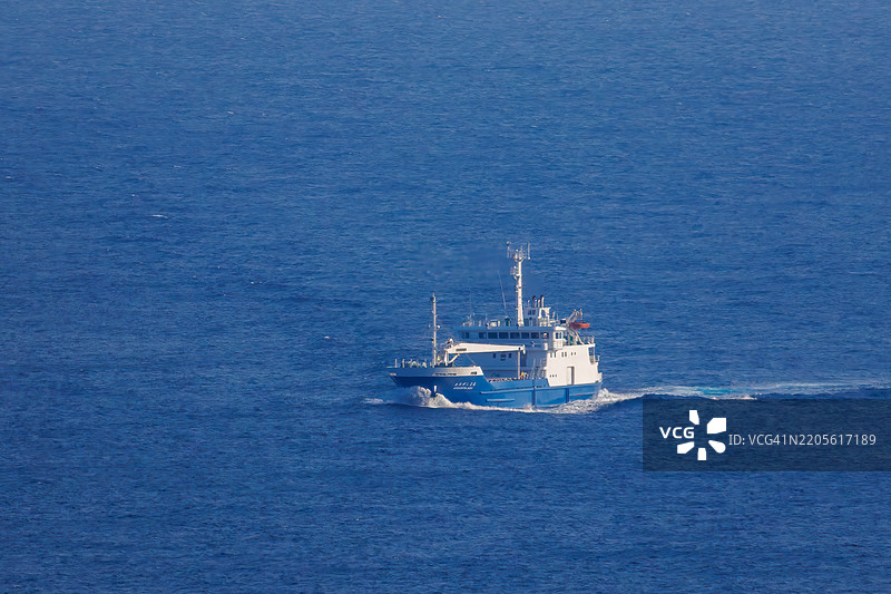 青ヶ島丸连接八丈岛和青ヶ岛。图片素材