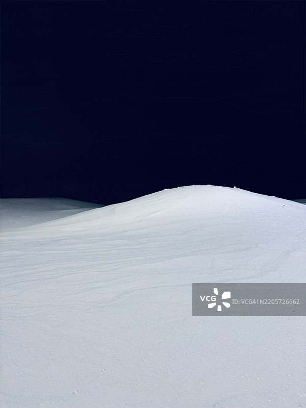 雪覆盖的风景，安大略省，沃恩，加拿大图片素材