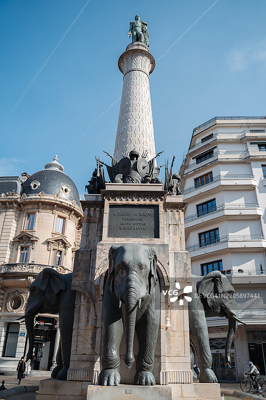 尚贝里的大象喷泉图片素材