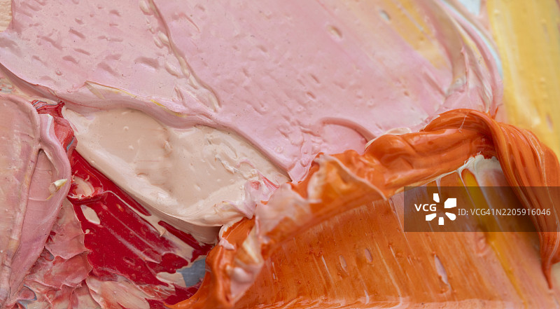 用调色刀技法创作的生动色彩碎片图片素材