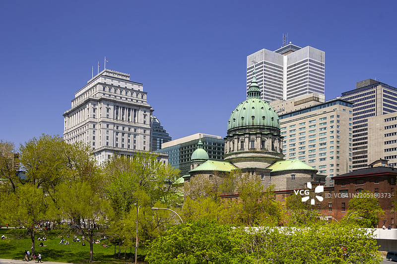 蒙特利尔，魁北克 – 世界之母大教堂，由维克多·布尔戈设计图片素材