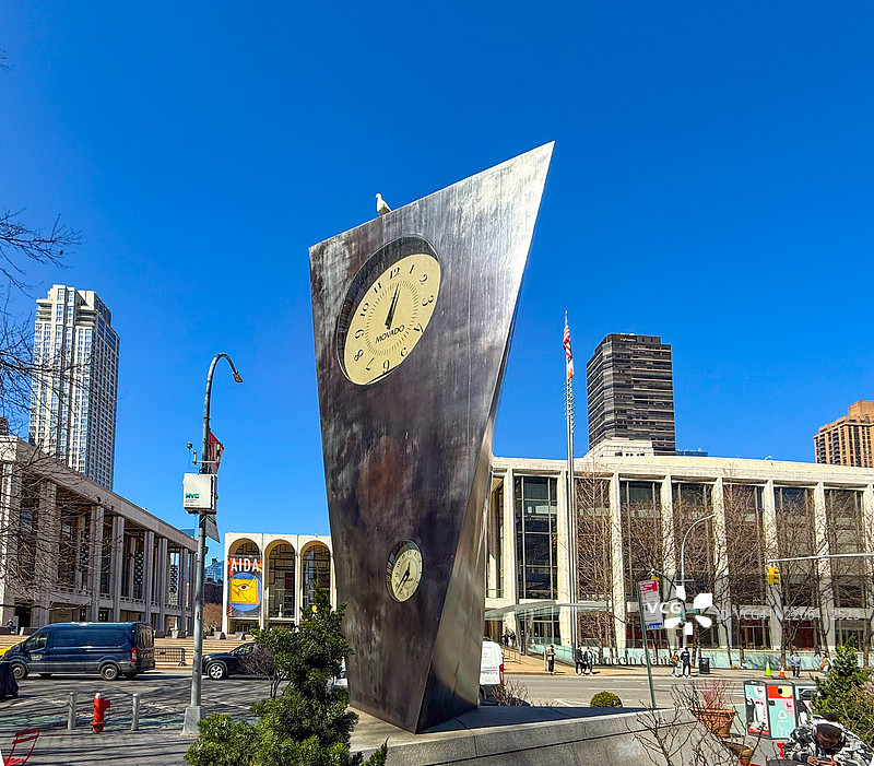 纽约市但丁公园的钟面图片素材