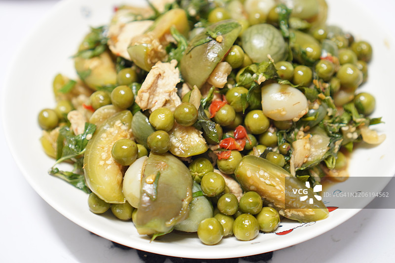 茄子炒鸡肉图片素材