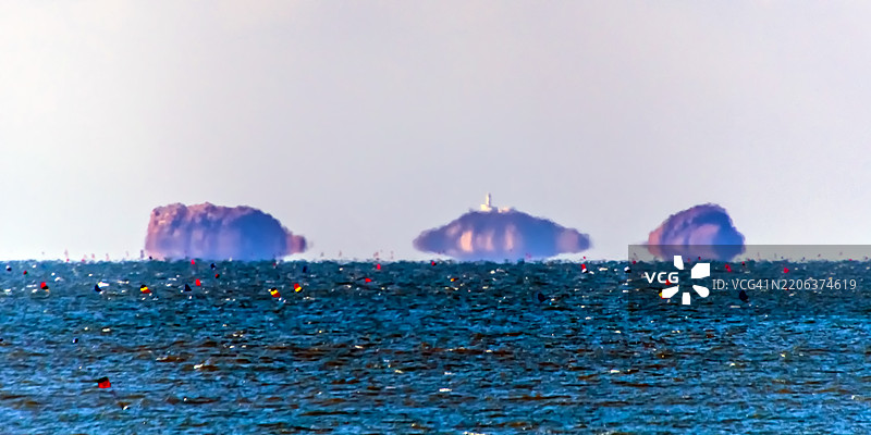 地平线上的视觉错觉图片素材