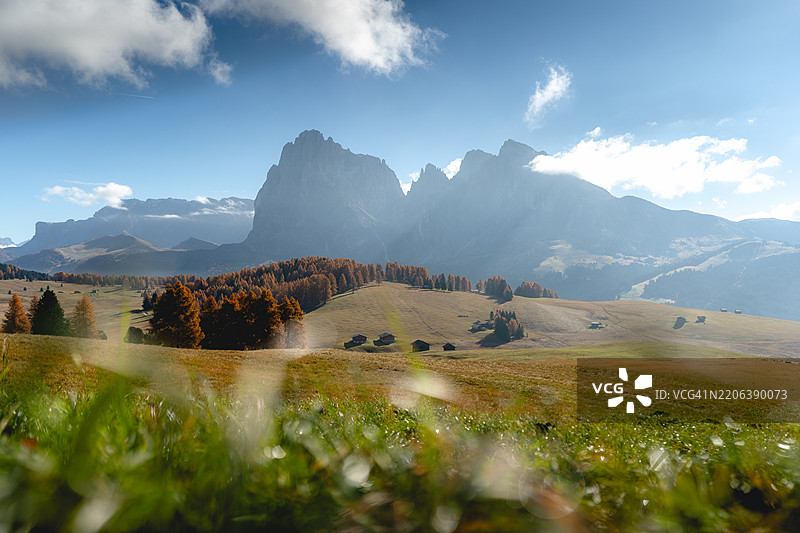阿尔卑斯苏伊西的标志性景观图片素材