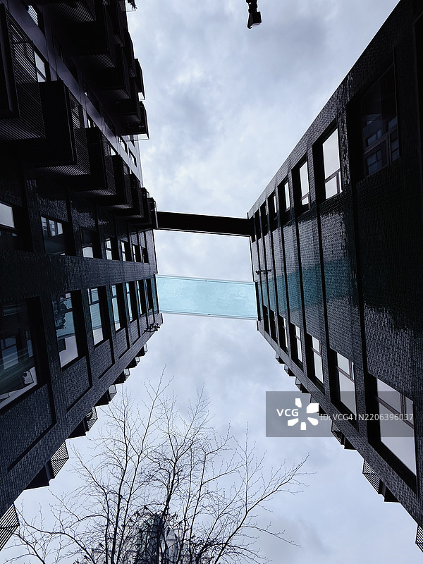 伦敦九榆树的天空泳池。图片素材